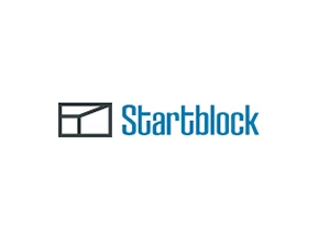 Logo von Startblock mit stilisiertem, geometrischem Icon und blauem Schriftzug.